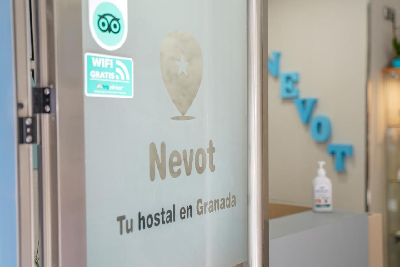 Nevot 3* Grenade